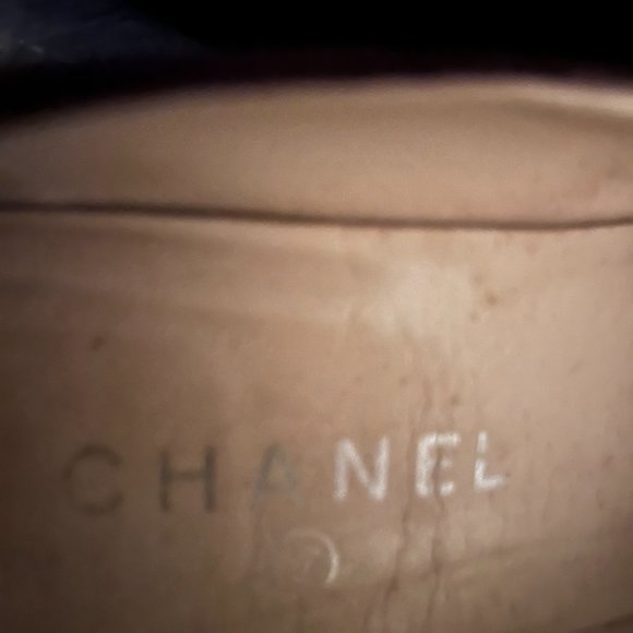 Chanel - Brown Suede and Leather Pumps -Size 9 - Picture 4 of 5